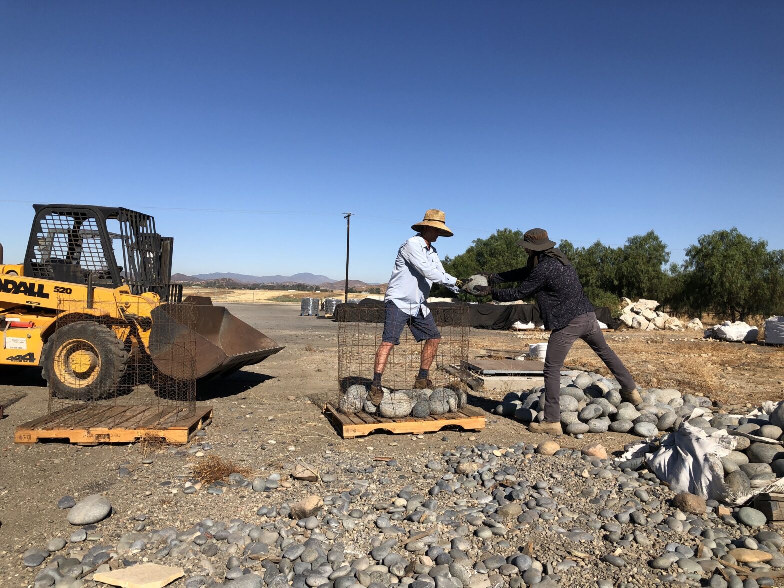 HandSorting - wholesale stones solutions